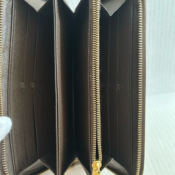 Louis Vuitton Brown Damier Ebene Zippy Wallet - Picture 11 of 13